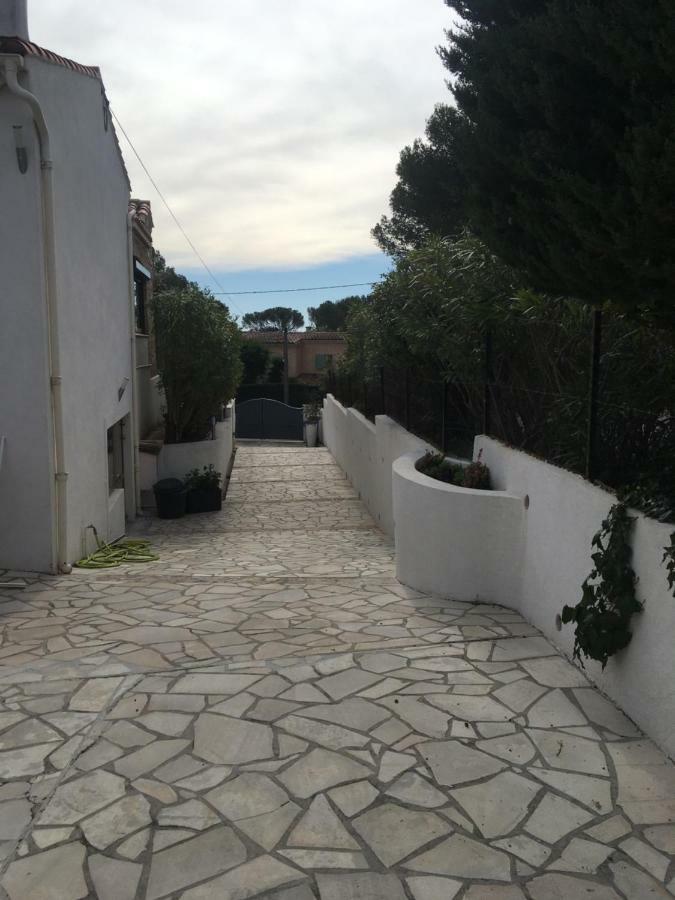 "Les Alizes" Cote Jardin Proche Bord De Mer Saint-Raphael  Exterior photo